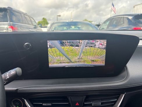 Used 2025 Buick Encore GX Preferred FWD image 22