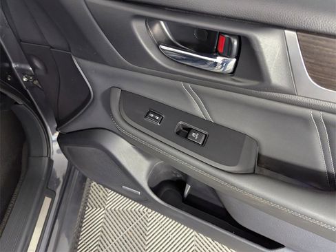 Used 2018 Subaru Legacy 2.5i Limited image 35