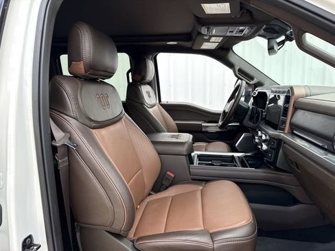 Used 2024 Ford F250 King Ranch image 32