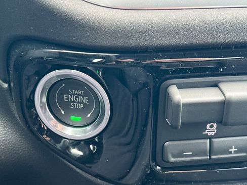 New 2026 Chevrolet Silverado 1500 LT w/ Z71 Off-Road Package AWD/4WD image 19