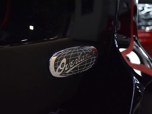 Used 2017 Jeep Grand Cherokee Overland image 19