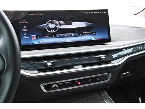 Used 2025 BMW X5 sDrive40i w/ Parking Assistance Package RWD image 30