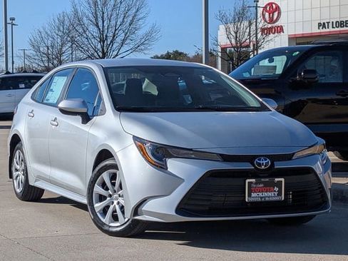 New 2026 Toyota Corolla LE image 2