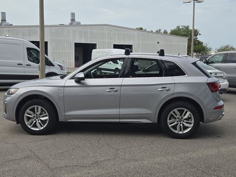 Used 2022 Audi Q5 2.0T Premium w/ Convenience Package AWD/4WD image 9