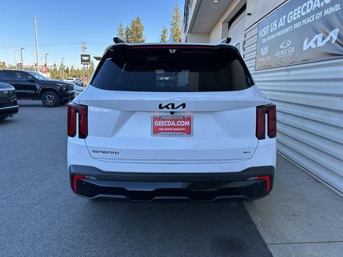 New 2026 Kia Sorento SX Prestige w/ Olive Brown Leather Package image 5