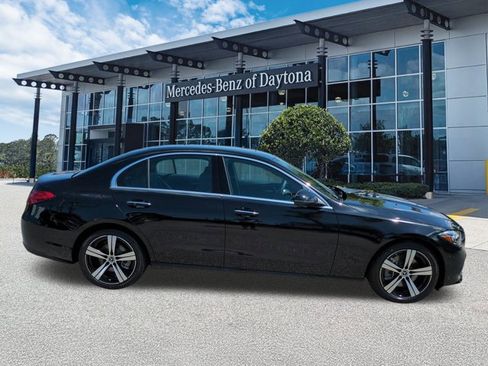 Used 2025 Mercedes-Benz C 300 Sedan image 3