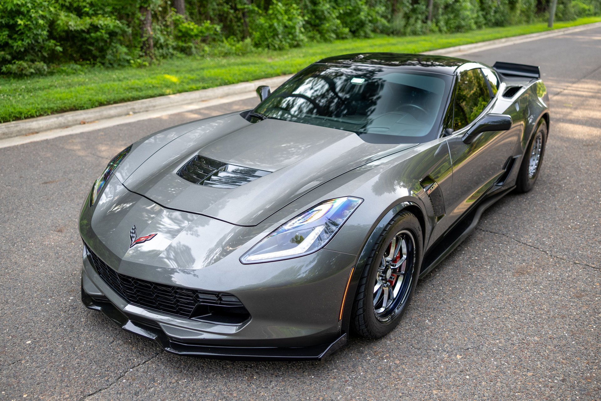 Used 2016 Chevrolet Corvette Z06 w/ Battery Protection Package RWD image 21