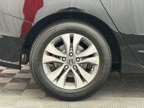 Used 2014 Honda Accord LX image 29
