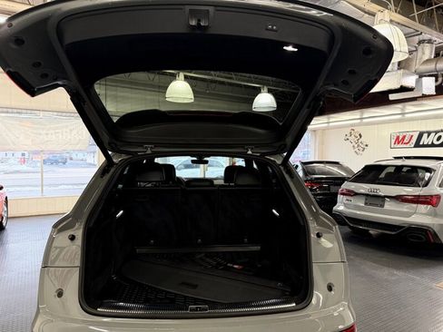 Used 2019 Audi SQ5 Prestige image 48