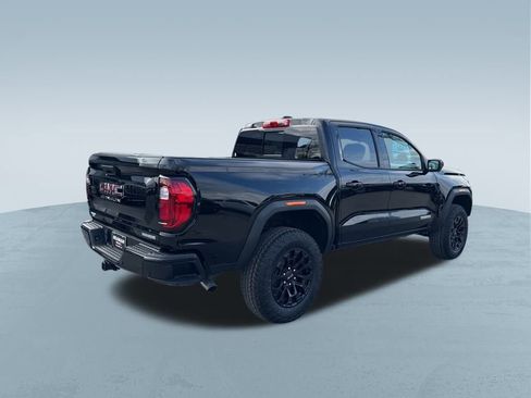 New 2026 GMC Canyon Elevation w/ Convenience Package image 9