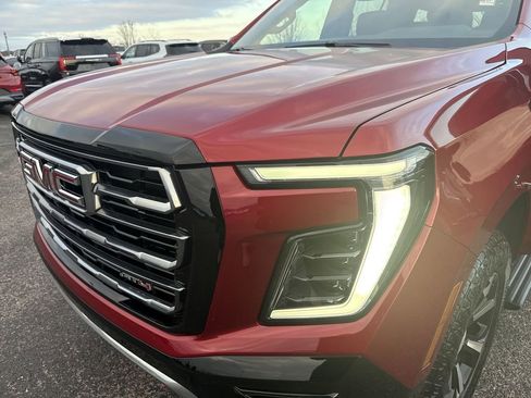 Used 2025 GMC Yukon AT4 image 37