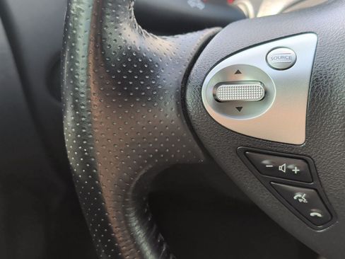 Used 2019 Nissan 370Z Coupe RWD image 21