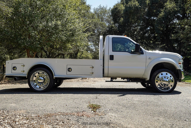 Used 2008 Ford F550 2WD Regular Cab Super Duty image 9