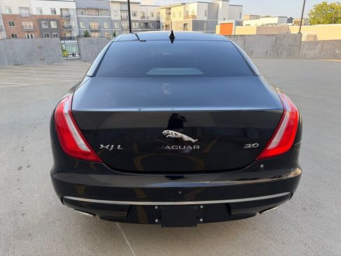Used 2018 Jaguar XJ L Portfolio RWD image 4