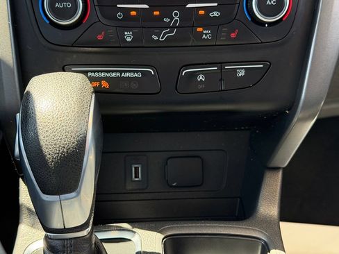 Used 2019 Ford Escape SE AWD/4WD image 22