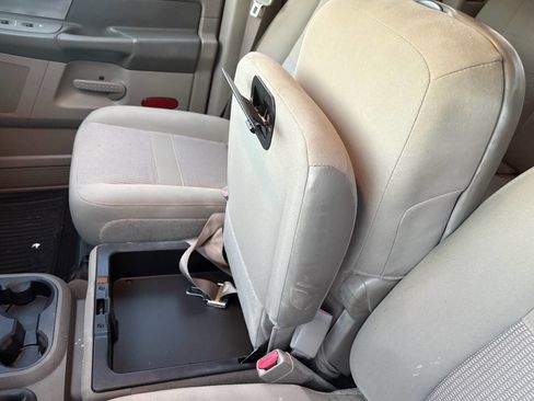 Used 2007 Dodge Ram 2500 Truck SLT image 19