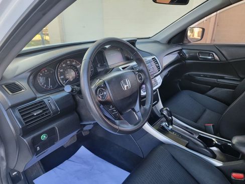 Used 2015 Honda Accord Sport image 10