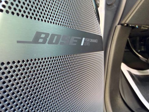 Used 2025 GMC Yukon AT4 Ultimate w/ LPO, Floor Liner Package image 20