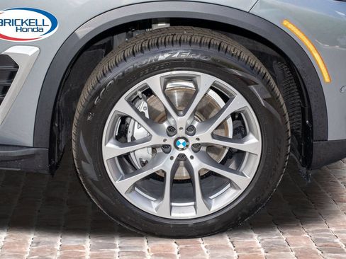 Used 2025 BMW X5 xDrive40i w/ Climate Comfort Package AWD/4WD image 41