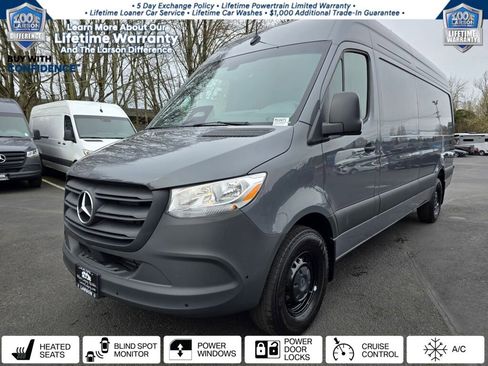 New 2025 Mercedes-Benz Sprinter 2500 image 1