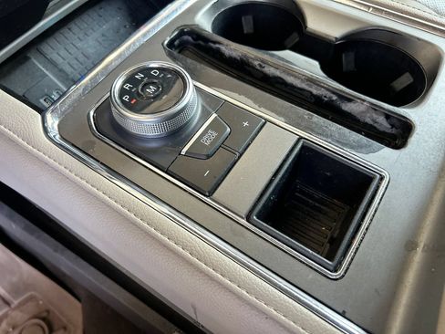 Used 2020 Ford Expedition XLT w/ Equipment Group 202A RWD image 20