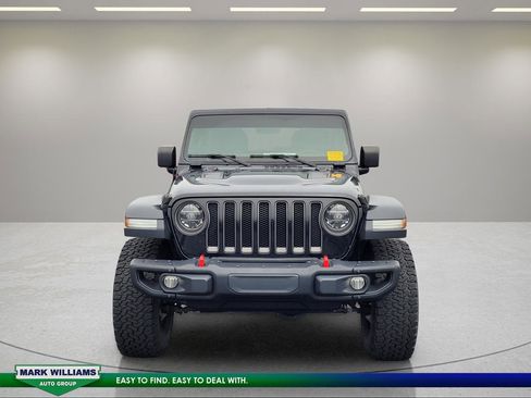 Used 2019 Jeep Wrangler Unlimited Rubicon w/ Dual Top Group AWD/4WD image 9