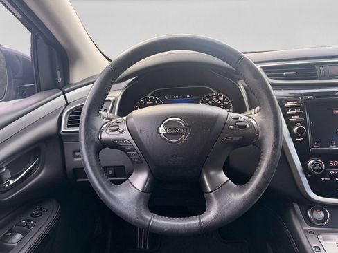 Used 2020 Nissan Murano SV FWD image 12