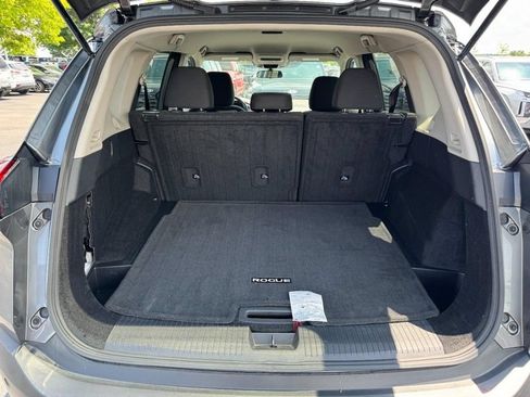 Used 2023 Nissan Rogue S AWD/4WD image 7