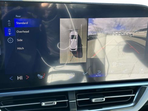 New 2026 Chevrolet Equinox EV LT image 11