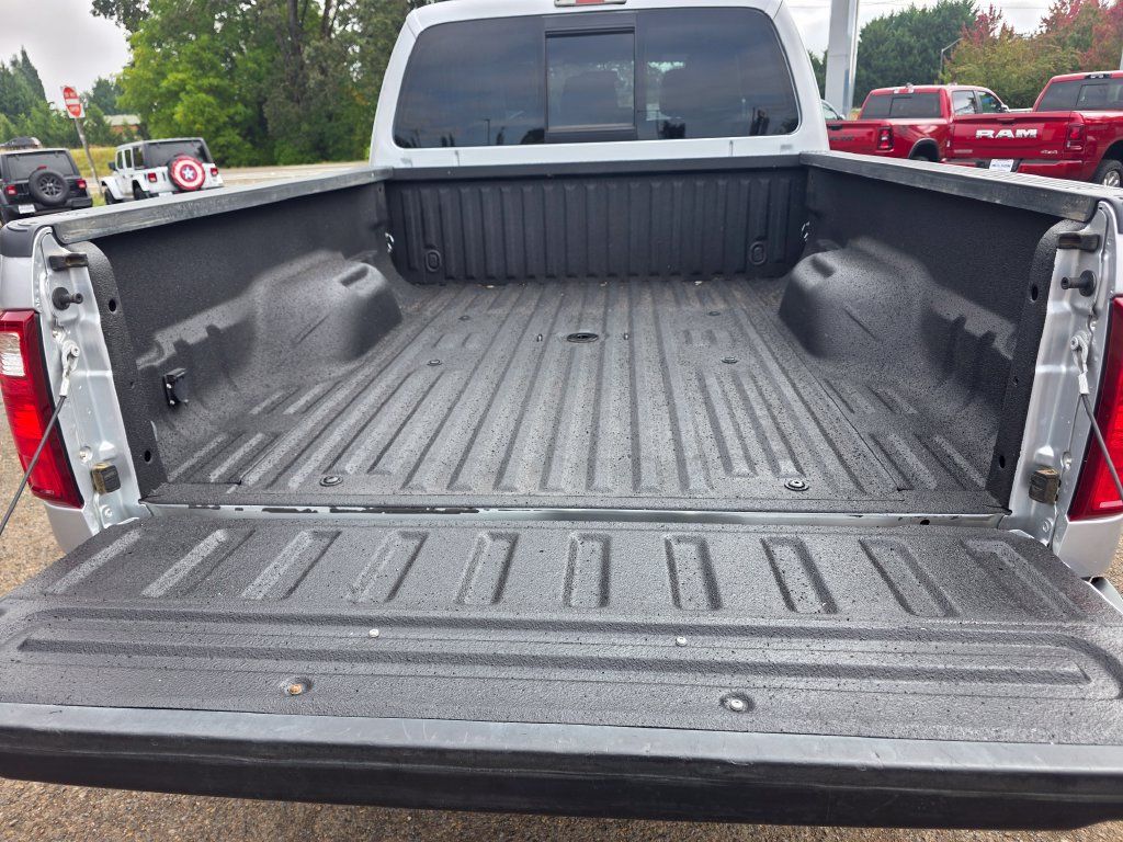 Used 2014 Ford F250 Lariat w/ Chrome Package AWD/4WD image 30