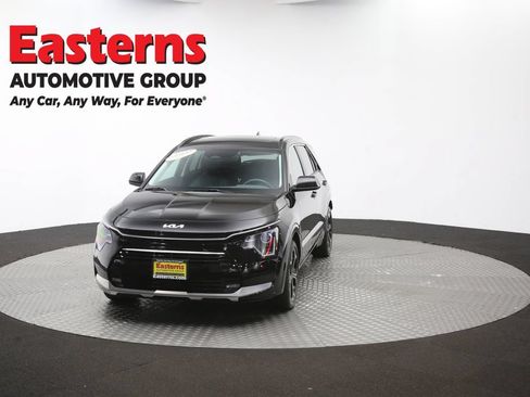 Used 2023 Kia Niro EX Touring FWD image 51