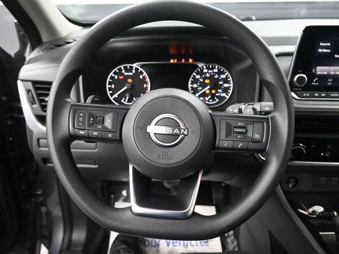 Used 2024 Nissan Rogue S image 30