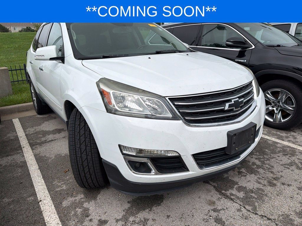 Used 2016 Chevrolet Traverse LT w/ Style and Technology Package AWD/4WD image 3