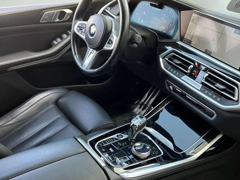 Used 2022 BMW X7 M50i AWD/4WD image 6