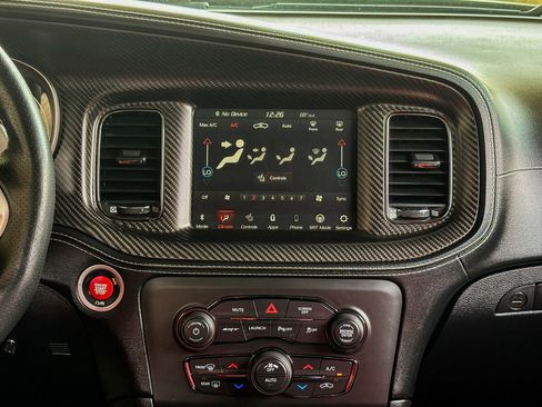 Used 2022 Dodge Charger SRT Hellcat w/ Carbon/Suede Interior Package RWD image 31