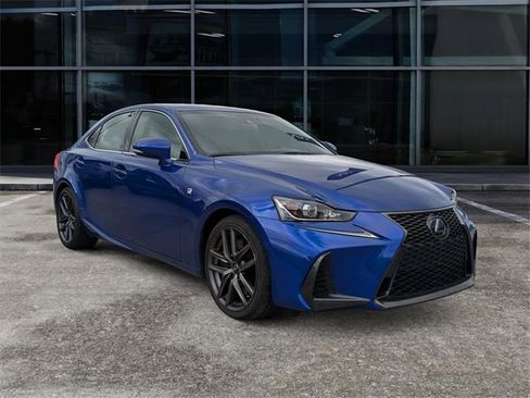 Used 2019 Lexus IS 300 AWD image 2