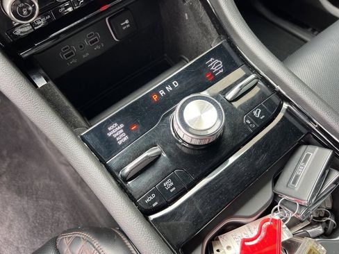 Certified 2022 Jeep Grand Cherokee Summit w/ MOPAR Finishing Package image 21