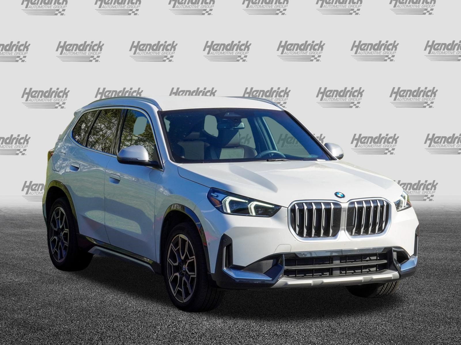Certified 2023 BMW X1 xDrive28i w/ Convenience Package AWD/4WD image 2