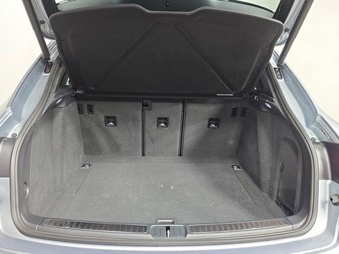 Certified 2025 Porsche Macan image 25