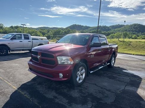 Used 2014 RAM 1500 Express AWD/4WD image 4
