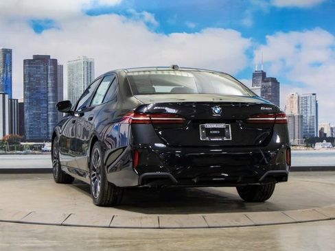 Used 2026 BMW 540i xDrive 540i xDrive w/ Executive Package image 9