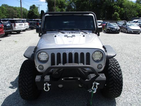 Used 2018 Jeep Wrangler Unlimited Sport S AWD/4WD image 8