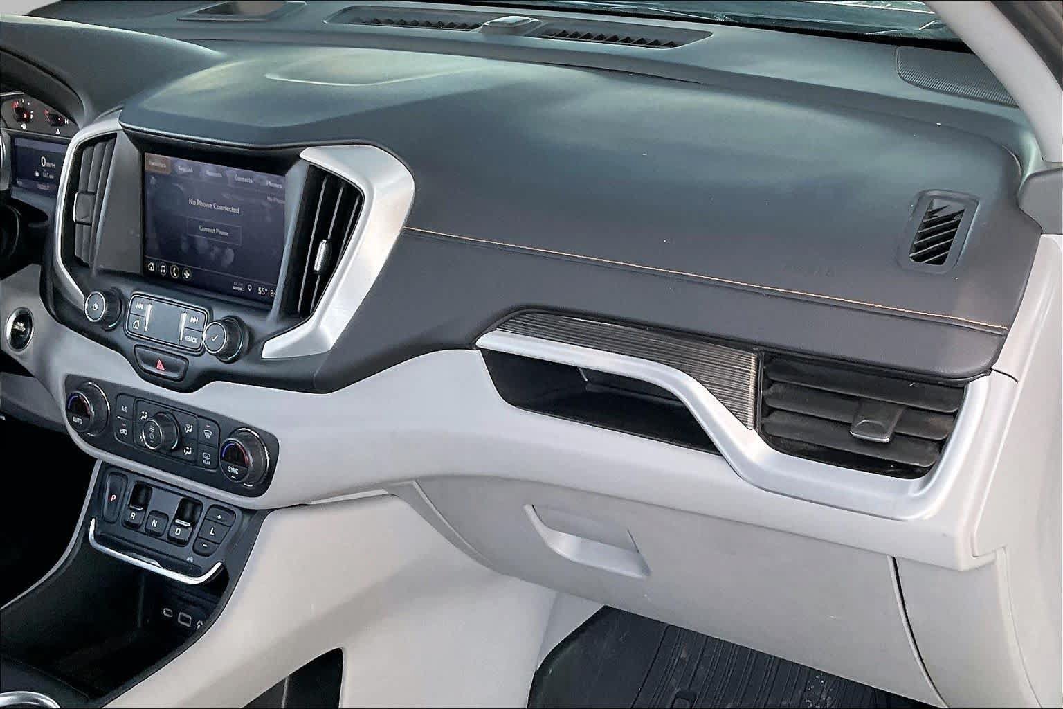Used 2021 GMC Terrain SLT FWD image 17