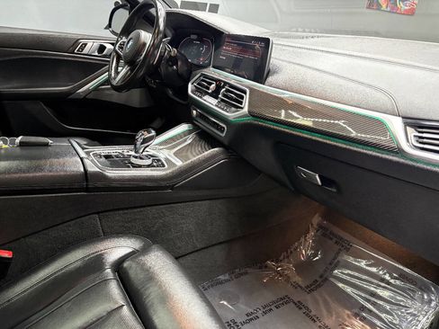 Used 2020 BMW X6 M50i image 65
