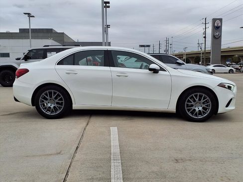 Used 2019 Mercedes-Benz A 220 A 220 image 9