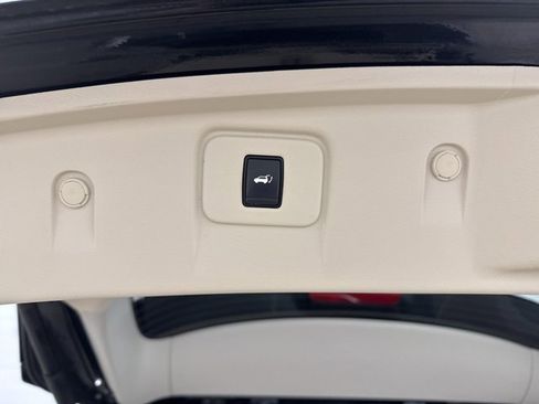 Used 2017 Nissan Murano SL image 26