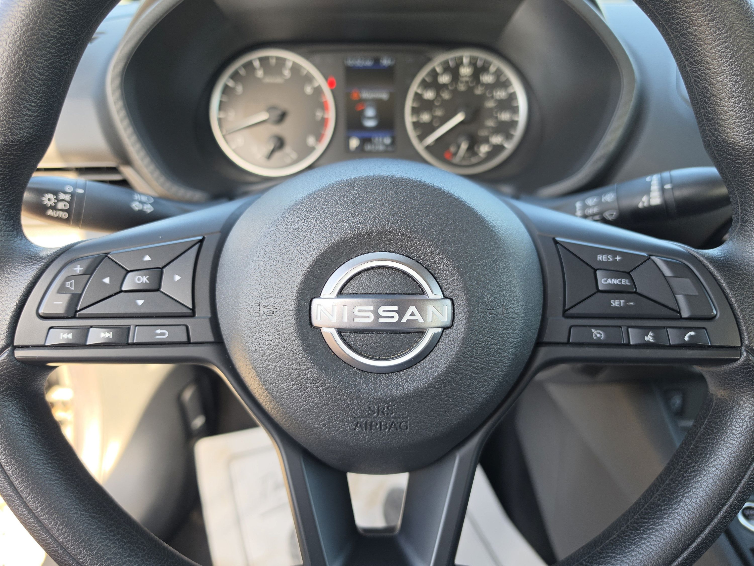 Used 2025 Nissan Sentra S FWD image 32