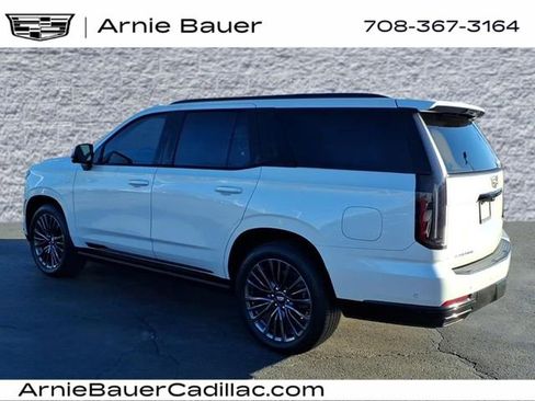 Used 2025 Cadillac Escalade Sport Platinum AWD/4WD image 9