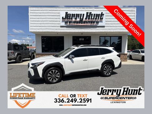 Used 2024 Subaru Outback Touring XT AWD/4WD image 1