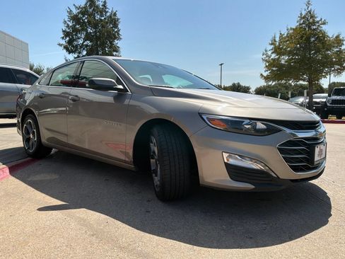 Used 2024 Chevrolet Malibu LT FWD image 4